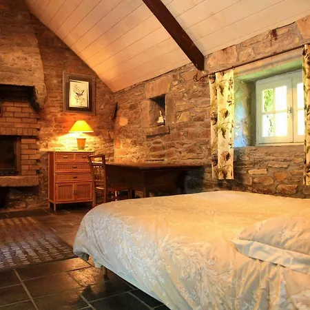 Holiday home Le Moulin De Beuzidou Saint-Urbain (Finistere)