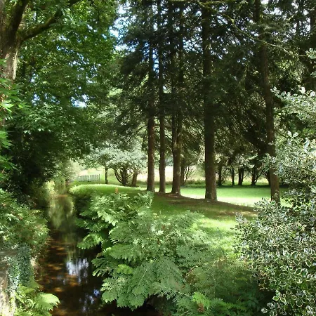 Le Moulin De Beuzidou Saint-Urbain (Finistere)